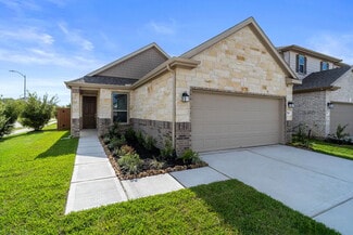 7503 Sunlit Harbor Dr, Cypress, TX 77433