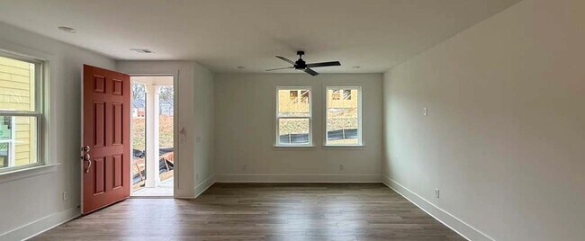 1569 Driggs Dr NW unit 185, Atlanta, GA 30318 - photo 6