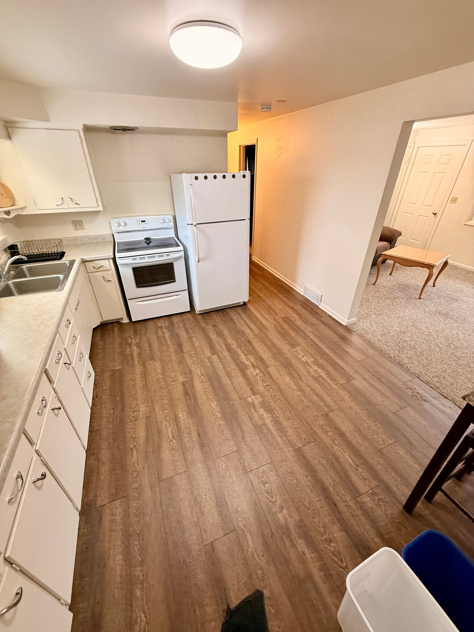 310 Poplar St unit Upper Unit B, Wisconsin Rapids, WI 54494 - photo 1