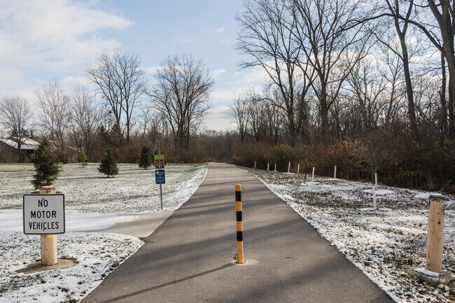 North Pointe Woods residents love to exercise on the Beckett's Run Trailhead in Fort Wayne.