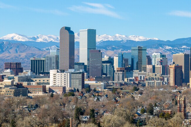 Downtown Denver is just 8.9 miles away from the neighborhood