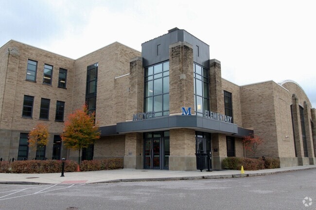 Moyer Elementary School serves students in the Fort Thomas community.