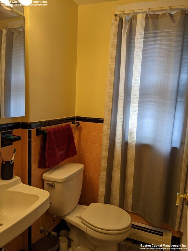 464 Highland Ave unit 1, Malden, MA 02148 - photo 7