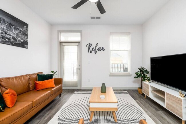 5828 New Hope Blvd unit ID1228579P, Whitestown, IN 46075 - photo 3