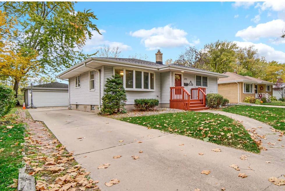 212 Timrick Dr, Munster, IN 46321 - photo 1