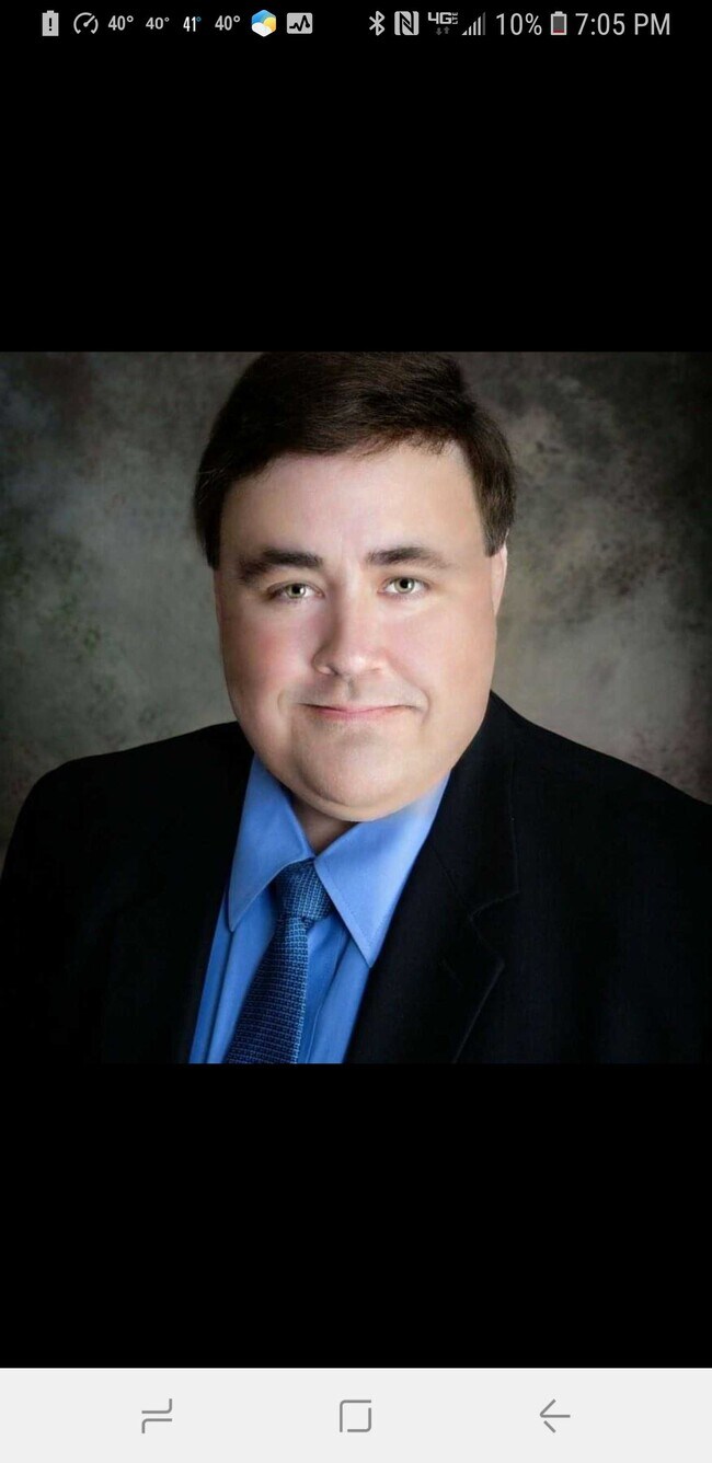 Agent Photo