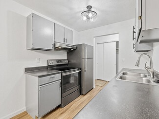 614 Sheridan Lake Rd, Rapid City, SD 57702