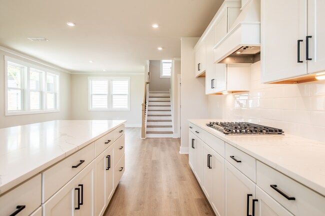 4202 Adler Cir, Buford, GA 30519 - photo 4