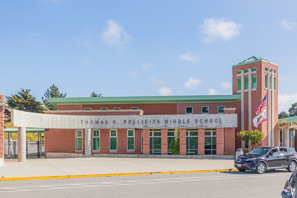 Thomas R. Política middle school resides next to two elementary schools in Hillside, California.