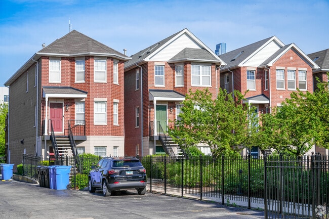 Homes in Goose Island offer the city lifestyle with the luxury of off street parking.