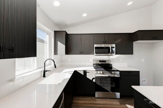 308 N Coltsfoot Ave, Kuna, ID 83634 - photo 5