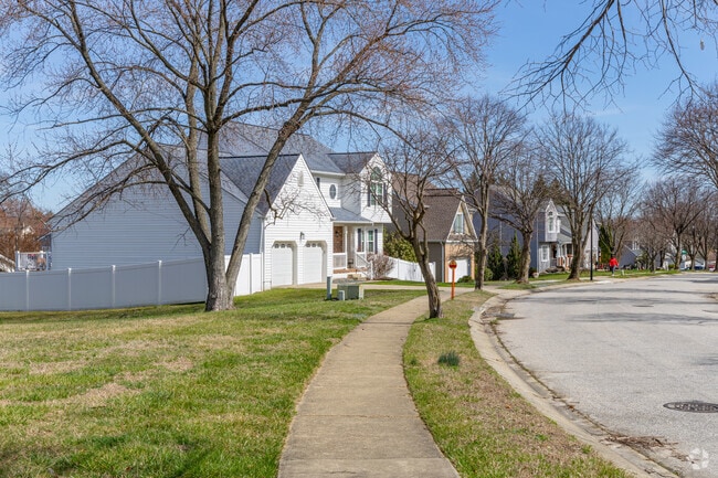 Linthicum is a community of green lawns and mature trees giving residents a sense of privacy.