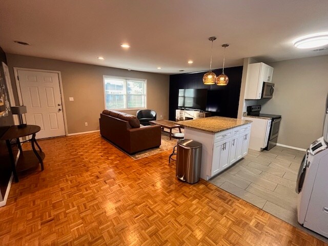 833 W Maple St unit 833 W. Maple, Johnson City, TN 37604 - photo 5