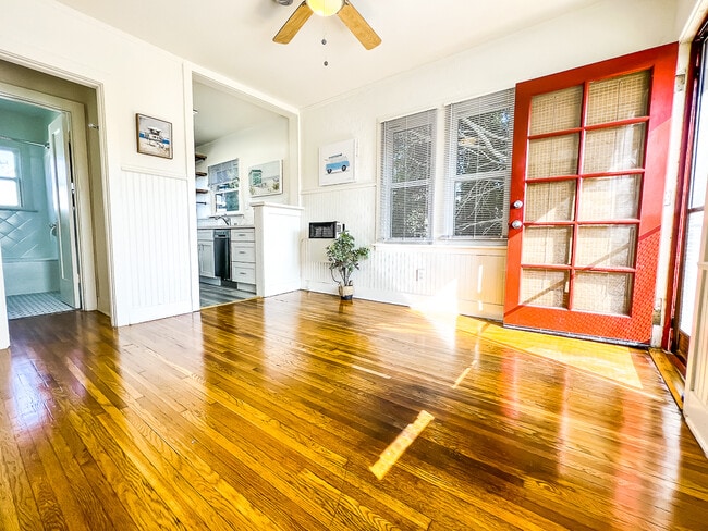 239 Pacific St unit I, Santa Monica, CA 90405 - photo 3