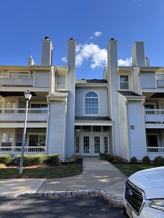 201 Salem Ct Unit 11, Princeton, NJ 08540