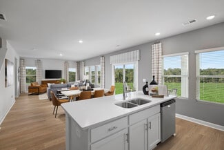 102 Yellowstone, Gray Court, SC 29645