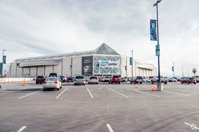 The SAP center is really close to the Central San Jose neighborhood.