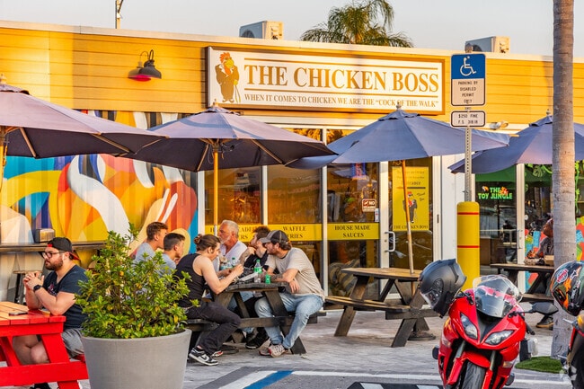 The Chicken Boss is one of several restaurants available near Crystal Springs.