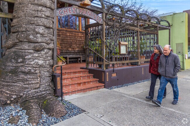 Chez Panisse in Berkeley is close to Panoramic Hill and is a Michelin restaurant.