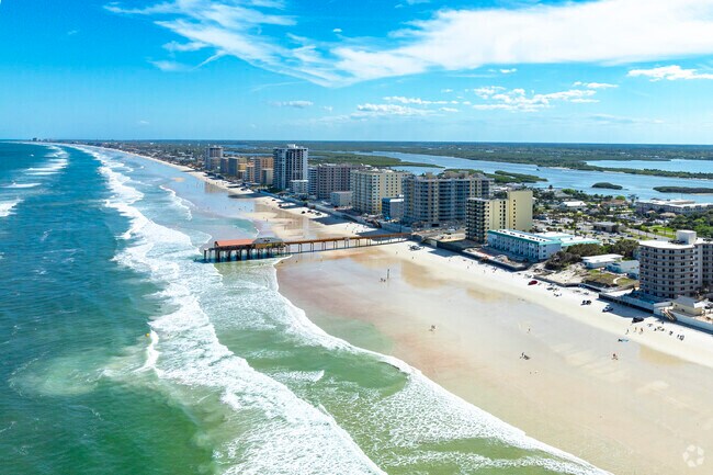 Drive a few miles east from Indigo to get to Daytona Beach for a day in the sun,