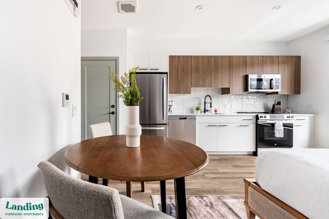 39 Railroad Ave unit 436, Haverhill, MA 01835 - photo 4