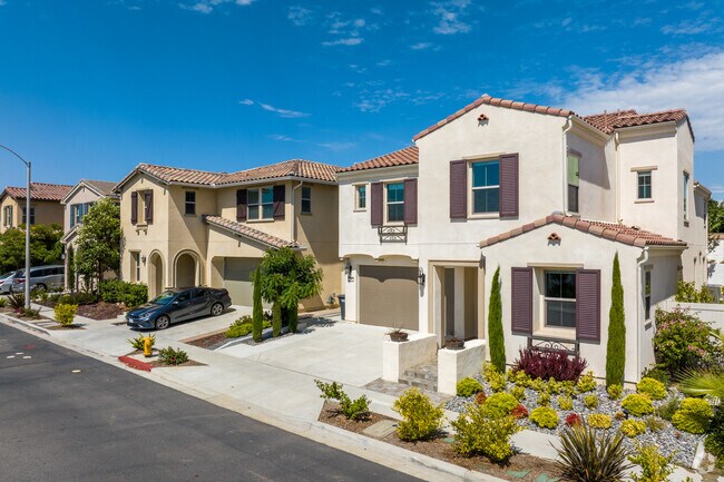 This is a good example of new build 2-3 bedroom homes popping up in Village O San Marcos