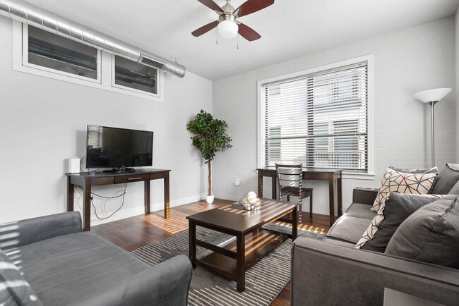 235 S Delaware St unit ID1364131P, Indianapolis, IN 46204 - photo 2