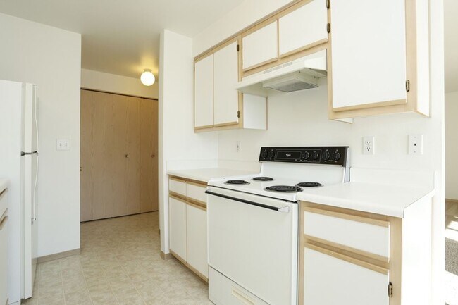 Parkhurst Apartments, Bremerton, WA 98310 - photo 5