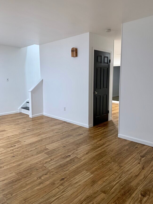 1 Robindale Dr, Emmitsburg, MD 21727 - photo 2