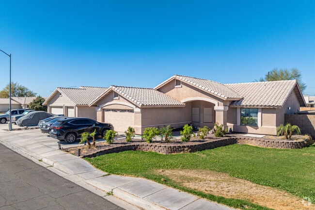 Early 2000's Mediterranean homes make up a large portion of the homes in Rancho Serreno.