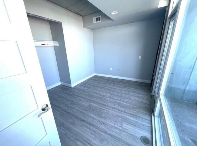 Skyvue Lofts At Smart Corner unit 1834, San Diego, CA 92101 - photo 6
