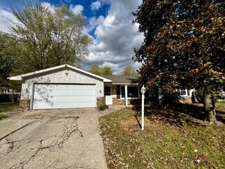 6423 Ashbrook Dr, Fort Wayne, IN 46835