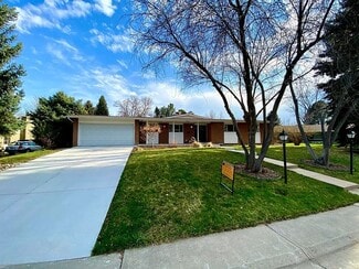 5290 W Plymouth Dr, Littleton, CO 80128