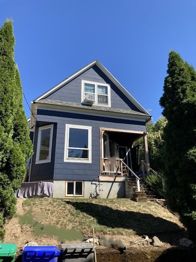 3308 N Missouri Ave, Portland, OR 97227 - photo 2