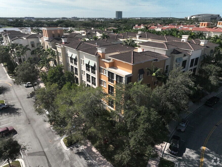 2900 NW 125th Ave unit 3-210, Sunrise, FL 33323 - photo 2