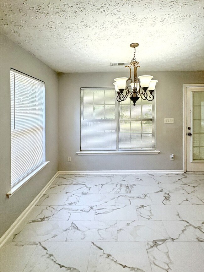 2045 Parador Bend, McDonough, GA 30253 - photo 6