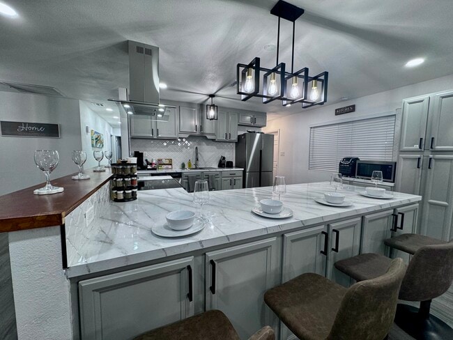 8538 E Chaparral Rd, Scottsdale, AZ 85250 - photo 4