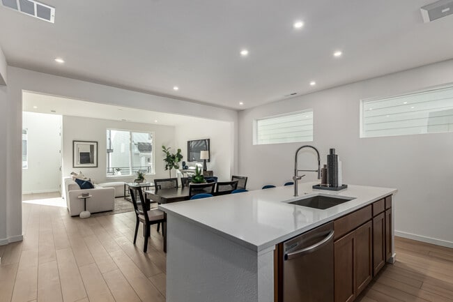 10787 Spalding View, Colorado Springs, CO 80908 - photo 5