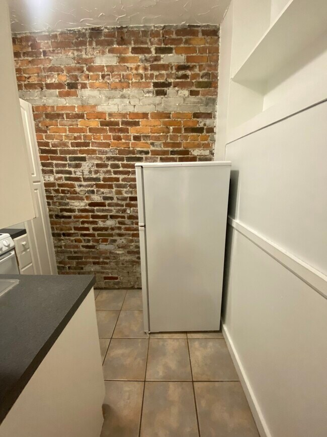 131 Park Dr unit 4, Boston, MA 02215 - photo 4