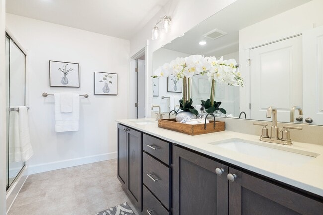 440 NW Monte Vista Ave, Madras, OR 97741 - photo 4