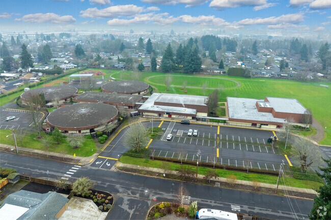 Irving Elementary School is located on Hyacinth St in Eugene, Orego