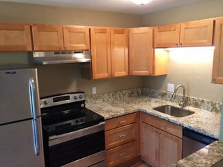 200 SW Florence Ave Unit i-8, Gresham, OR 97080