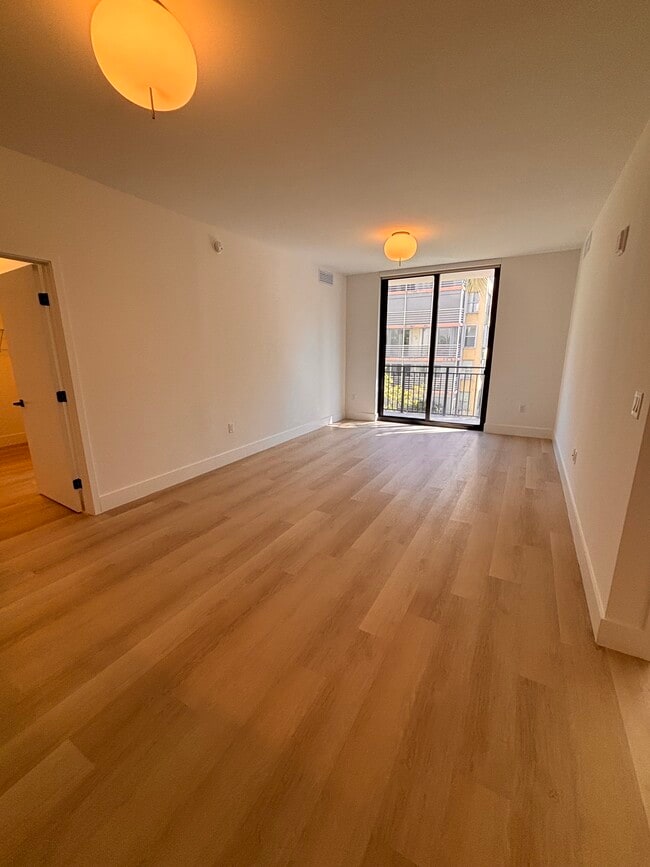 1904 Monroe St unit A1, Hollywood, FL 33020 - photo 3