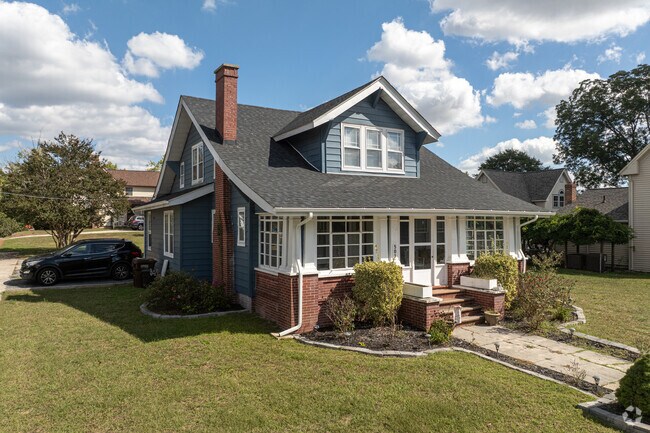 Locals have a variety of housing styles to choose in Sharptown, including bungalows.