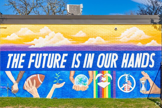 Murals adorn many buildings throuhgout Port Washington.