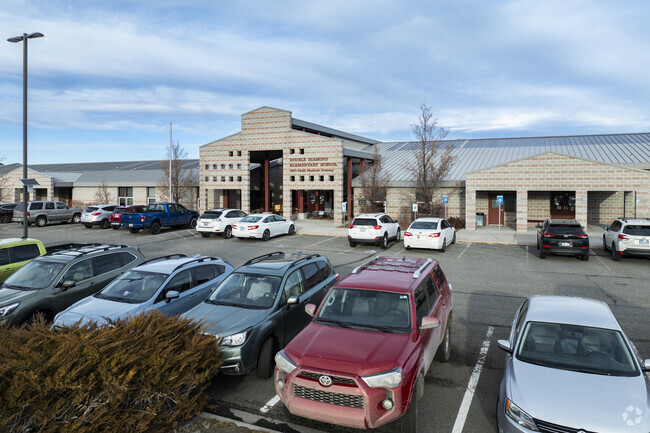 The front parking area at Double Diamond Elementary School.