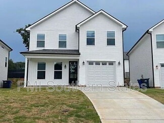 305 Clarus Crk Way, Travelers Rest, SC 29690