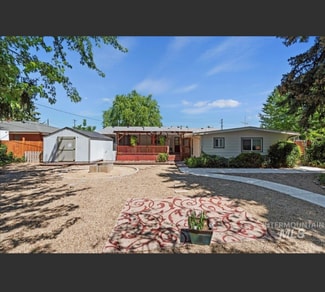 425 W Pine Ave, Meridian, ID 83642