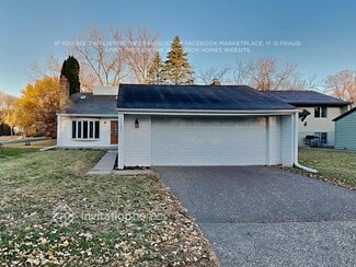 1131 Benton Way, Arden Hills, MN 55112