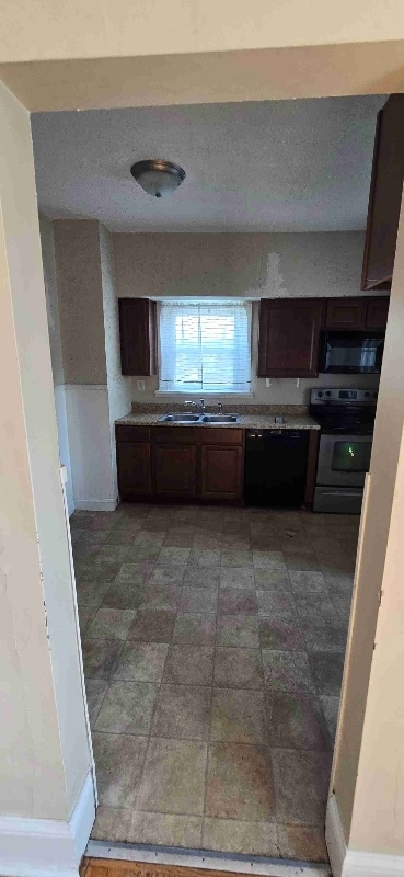 17 W 36th St, Covington, KY 41015